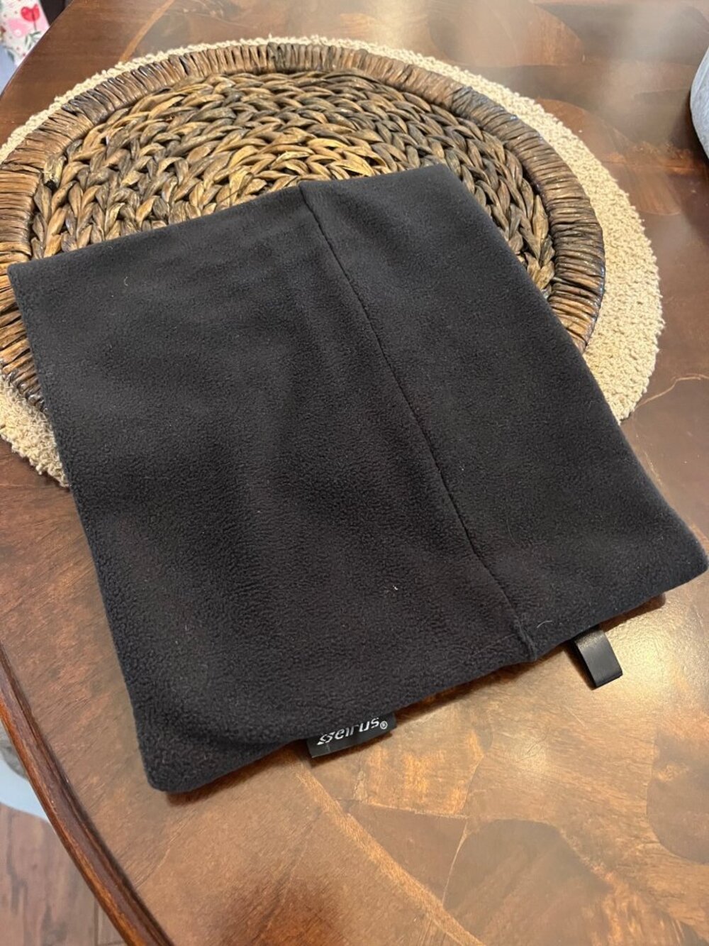 Soft Black Fleece Neck Warmer By Seirus Innovation For Cold Weather Protection U